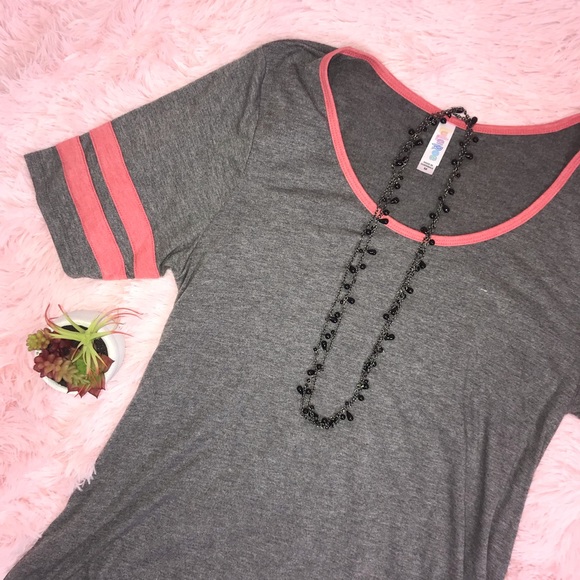 LuLaRoe Tops - •LuLaRoe• Perfect Tee